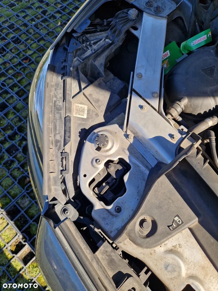 Mercedes-Benz Klasa E 200 Coupe 9G-TRONIC - 25