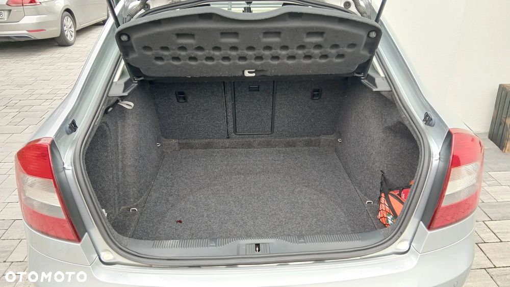 Skoda Octavia 1.6 TDI Ambiente - 11