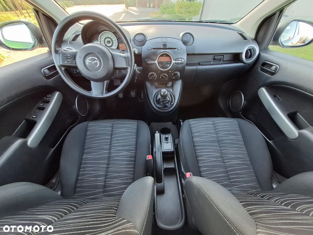 Mazda 2 1.3 Exclusive+ - 34