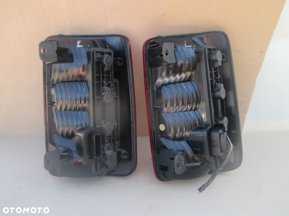 Lampa CADDY TYŁ - 5