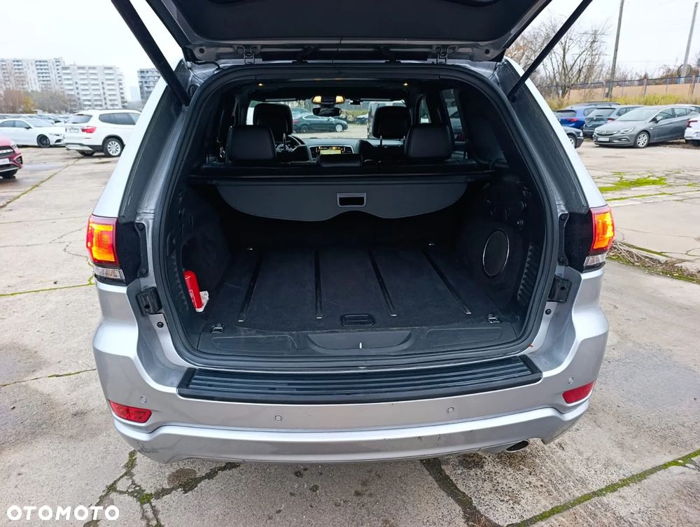 Jeep Grand Cherokee 3.6 V6 Laredo - 32
