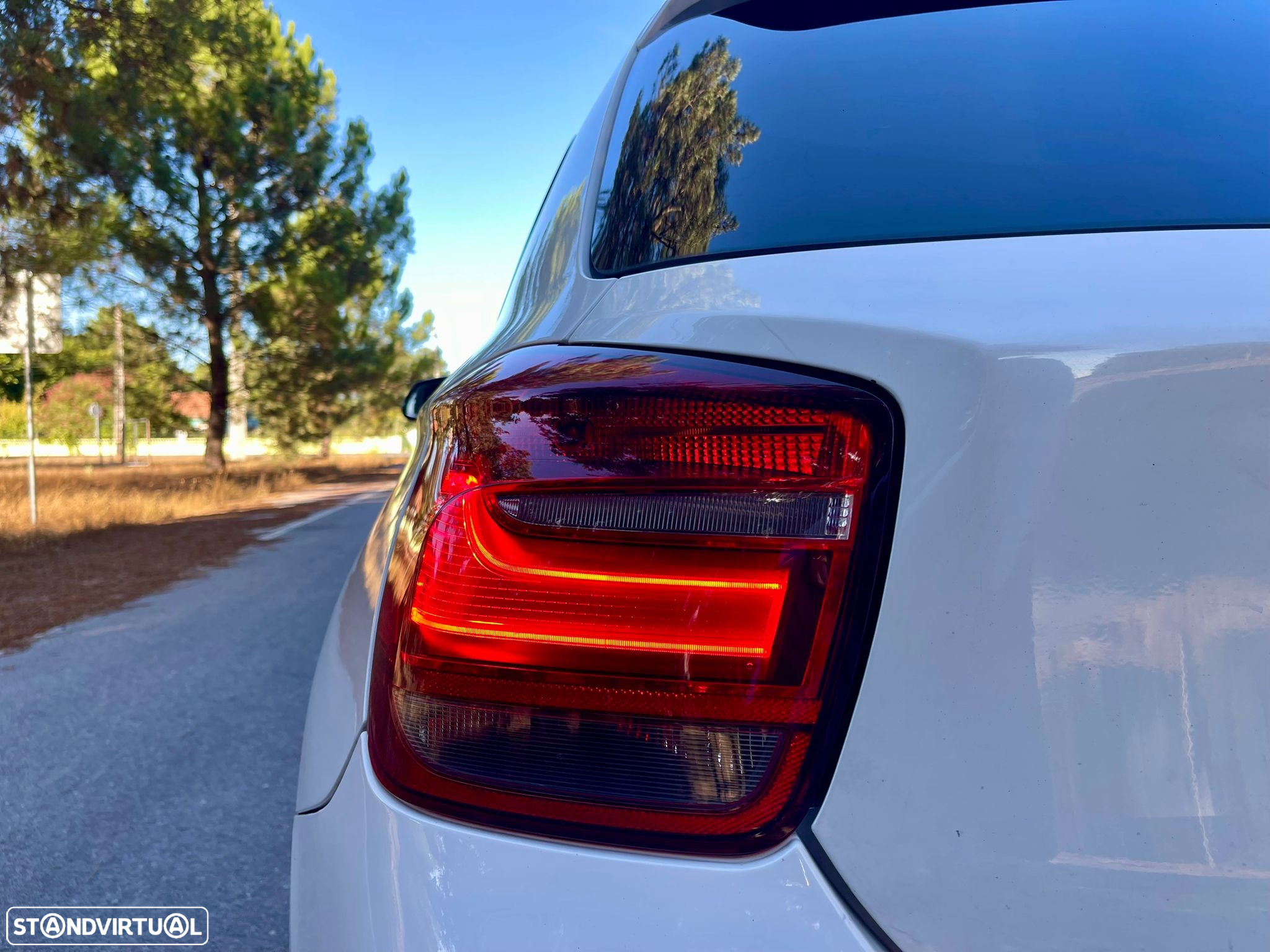 BMW 118 d Pack M - 19