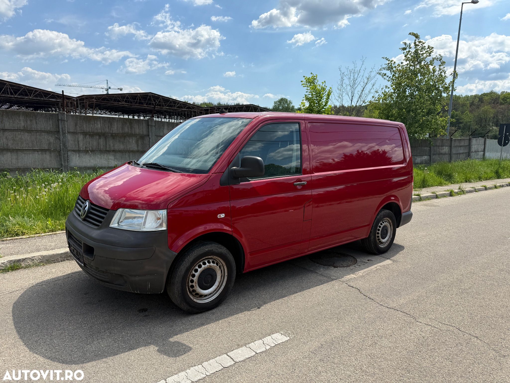 Volkswagen Transporter - 1