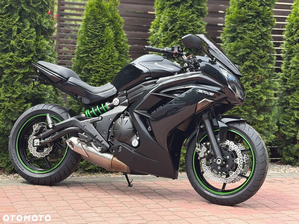 Kawasaki ER - 2