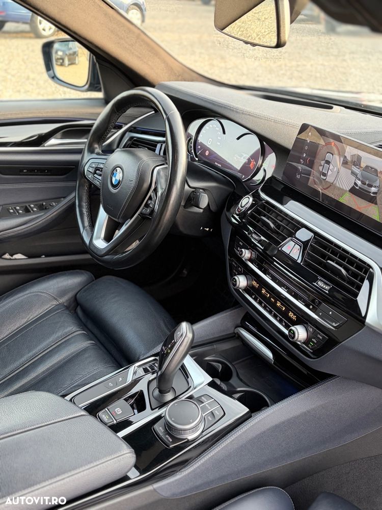 BMW Seria 5 520d xDrive AT - 7