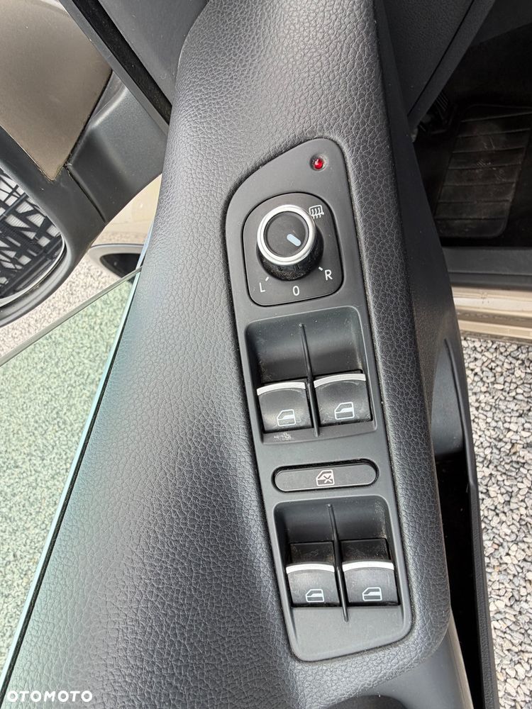 Volkswagen Tiguan 2.0 TDI DPF BlueMotion Technology Exclusive - 18