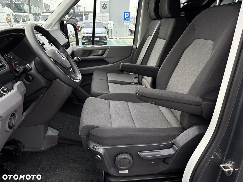 Volkswagen Crafter Furgon 4490 - 11