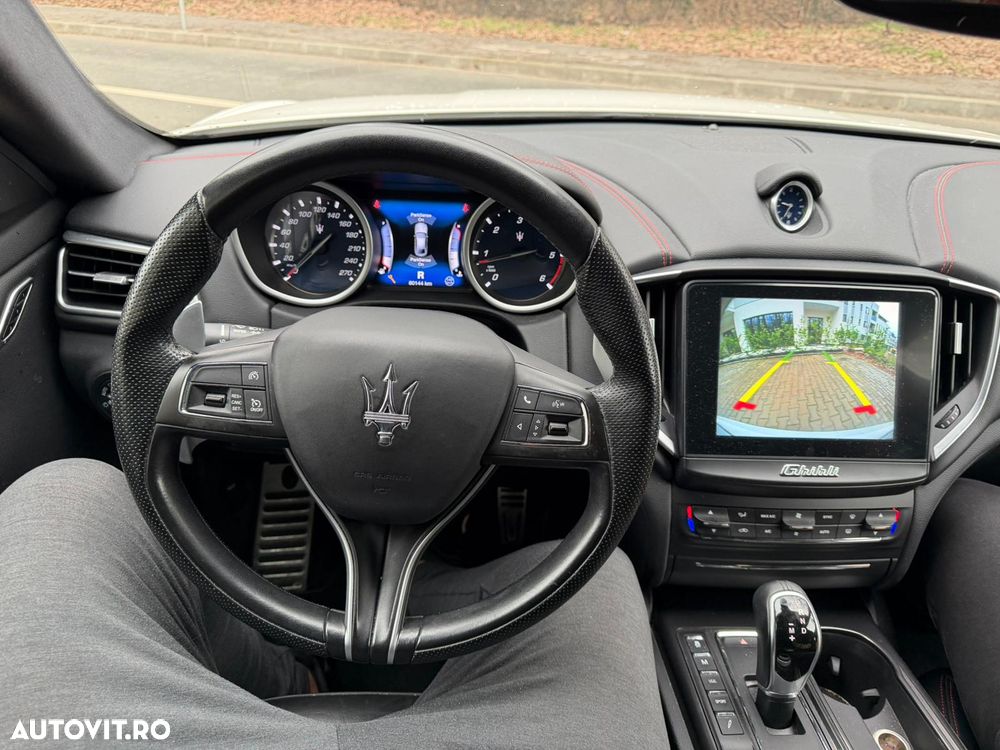 Maserati Ghibli - 6
