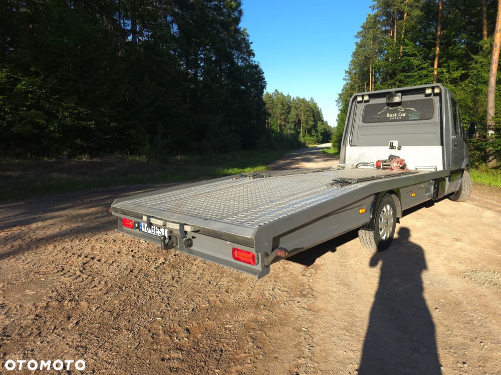 Mercedes-Benz Sprinter - 10