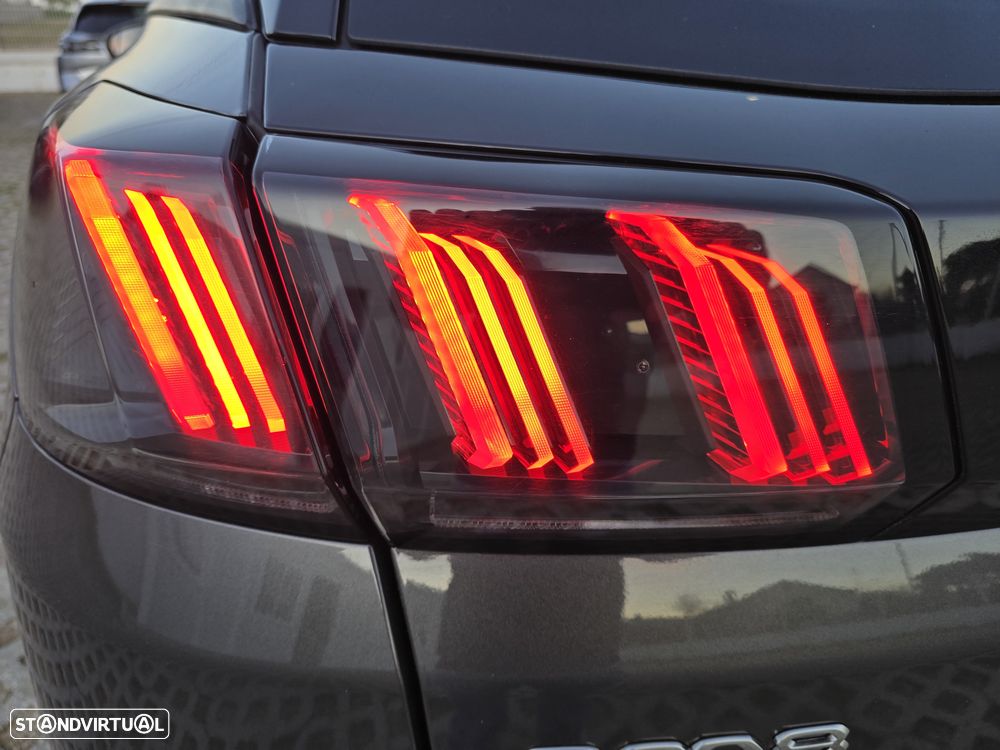 Peugeot 3008 BlueHDi 130 Stop & Start EAT8 Allure - 47