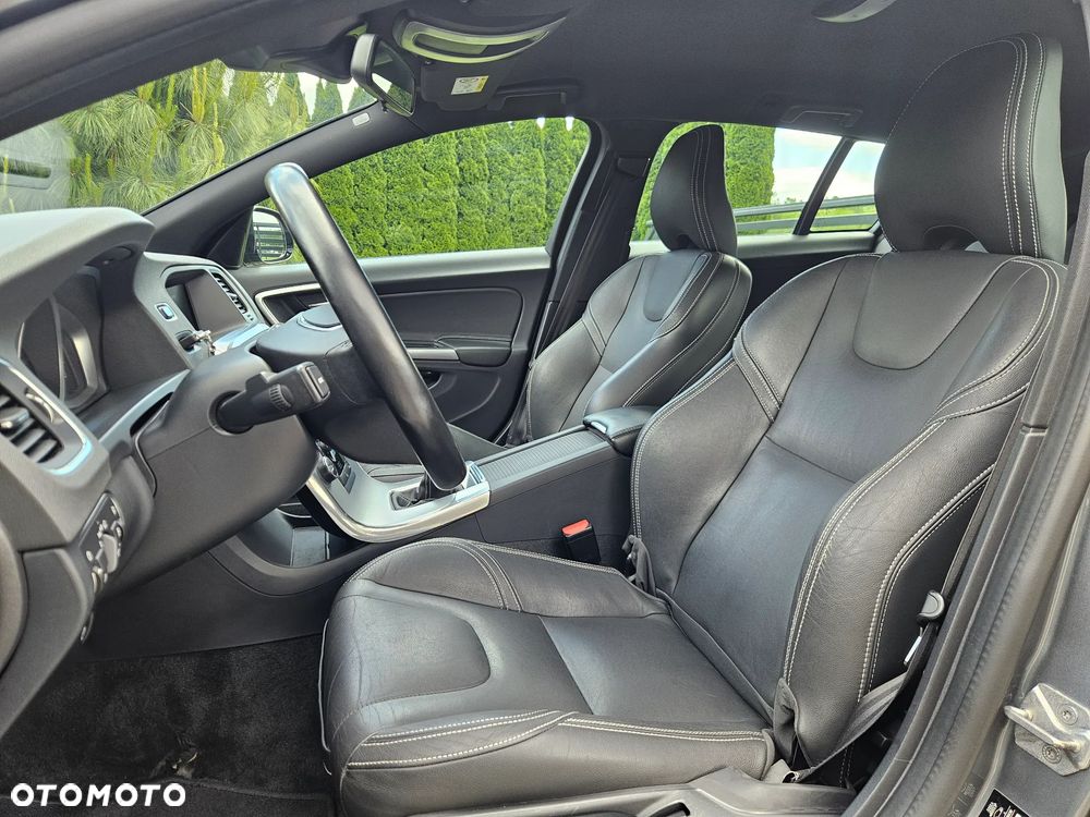 Volvo V60 - 15