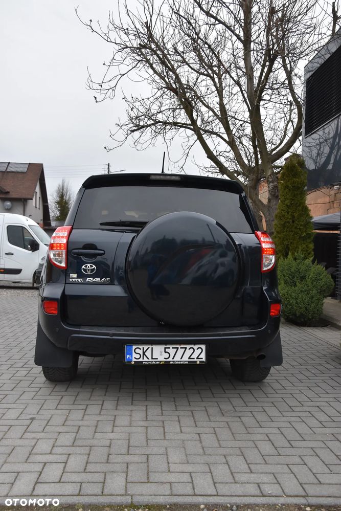 Toyota RAV4 2.0 VVT-i Premium - 12