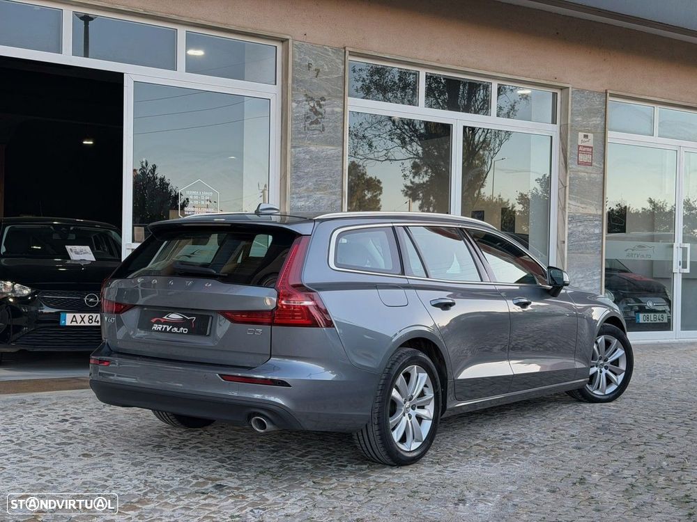 Volvo V60 2.0 D3 Momentum - 10