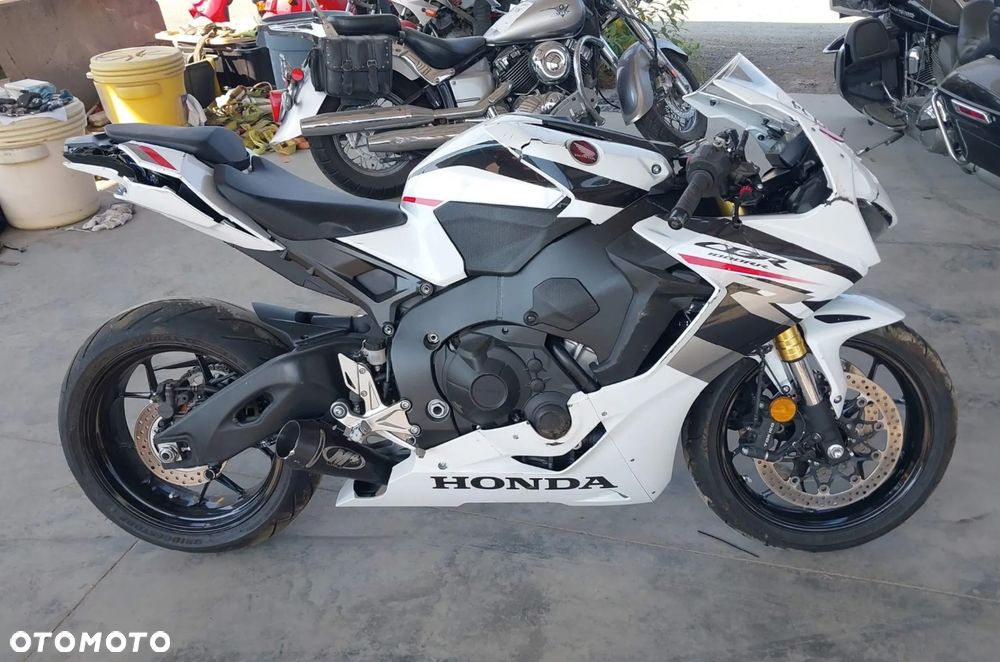 Honda CBR - 4