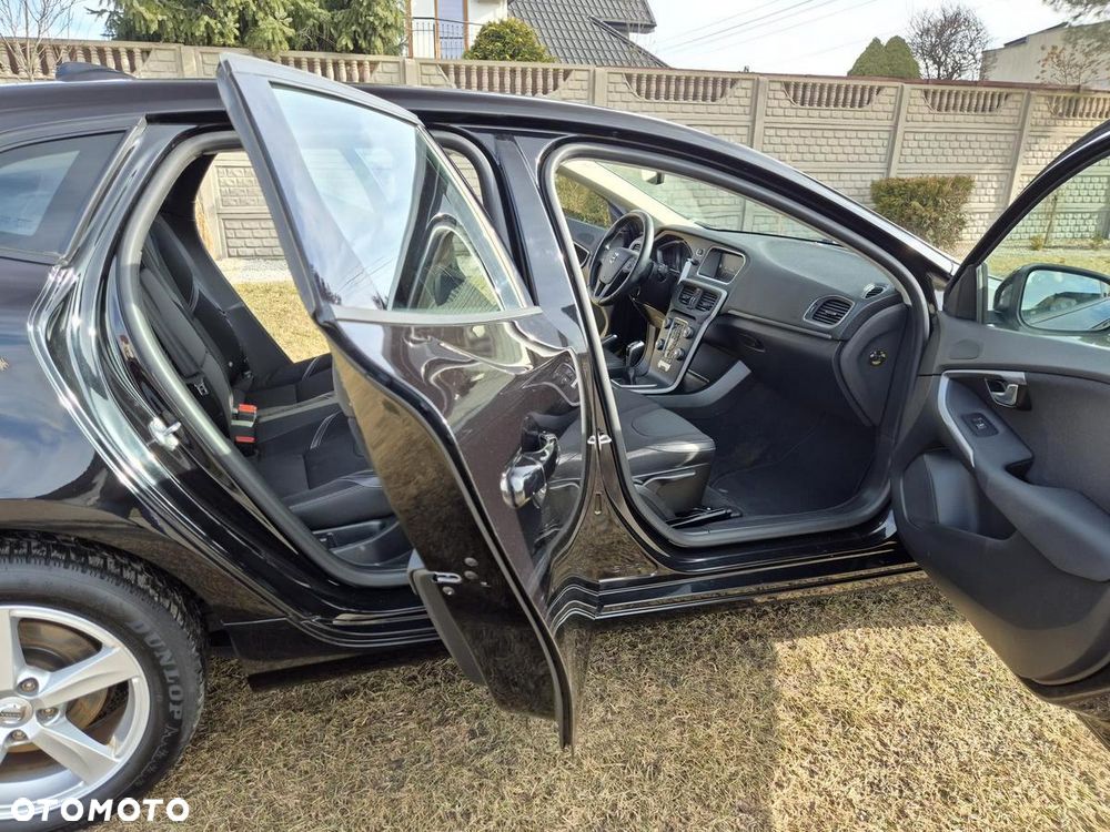 Volvo V40 T2 Kinetic - 11