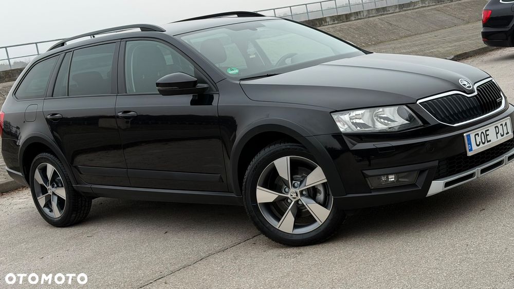 Skoda Octavia 2.0 TDI 4x4 DSG Scout - 4