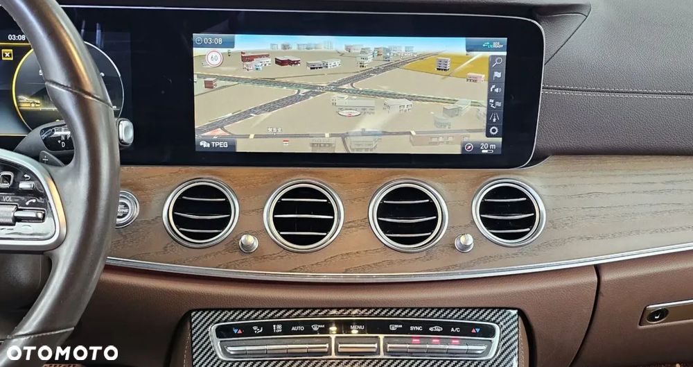 Mercedes-Benz Klasa E 220 d 9G-TRONIC Exclusive - 12