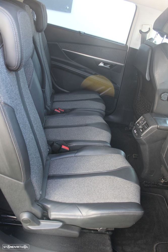 Peugeot 5008 1.6 BlueHDi Allure EAT6 - 16