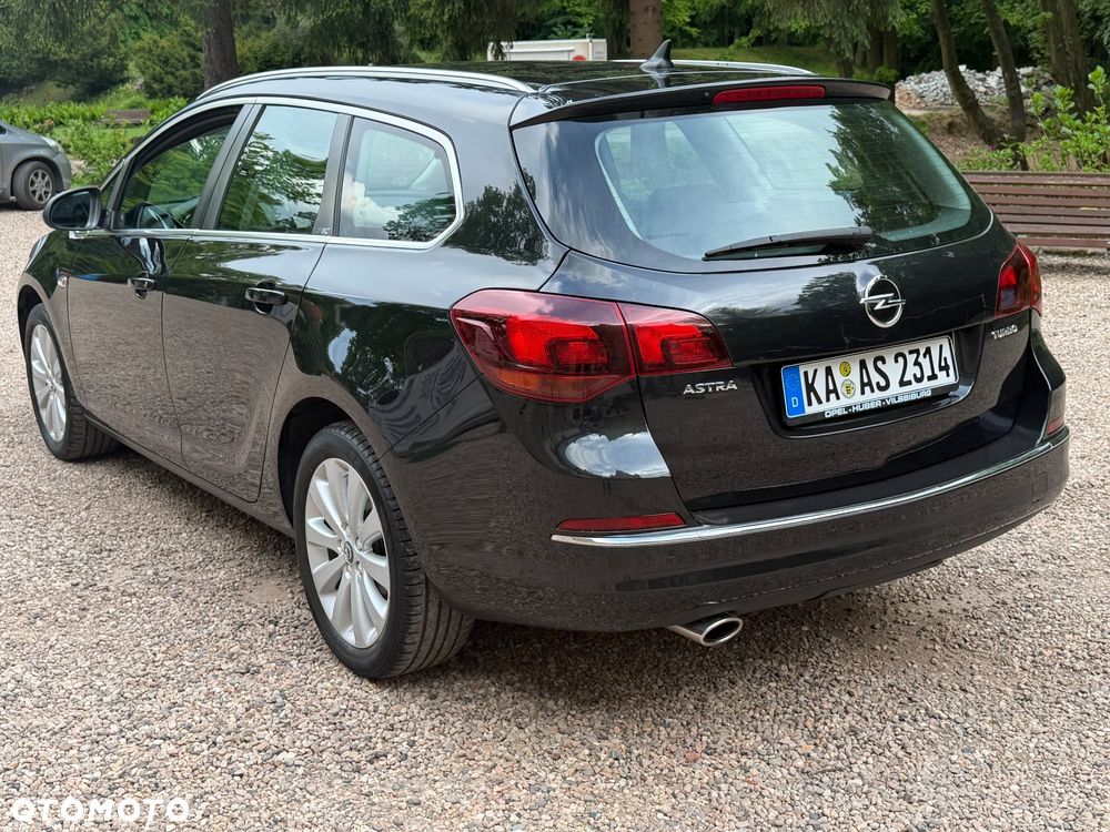 Opel Astra 1.4 Turbo Exklusiv - 5