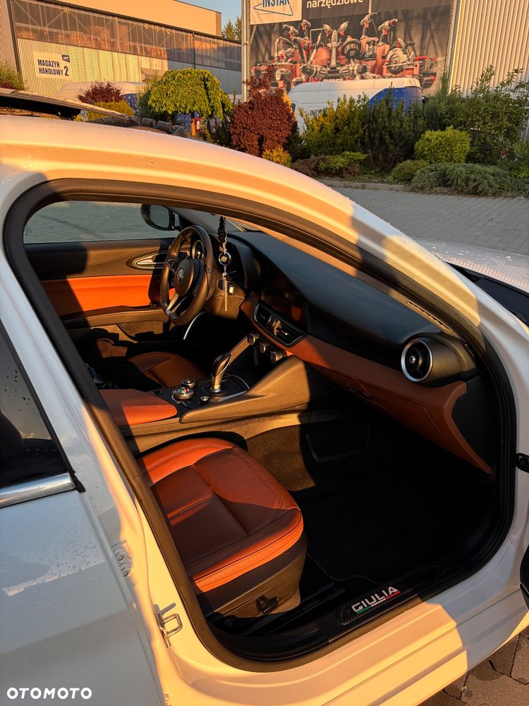 Alfa Romeo Giulia 2.0 Turbo TI Q4 - 18