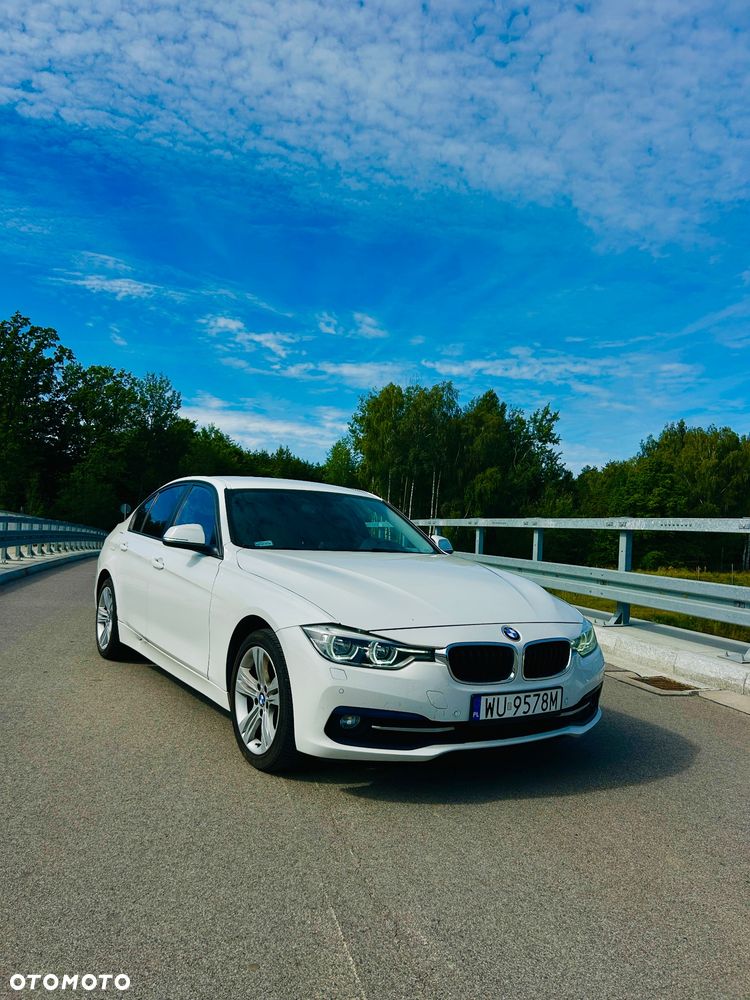 BMW Seria 3 318i - 1