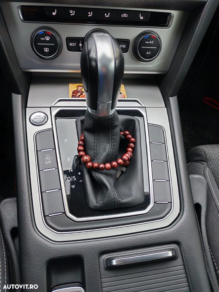 Volkswagen Passat 2.0 TDI SCR DSG BlueMotion Comfortline - 13