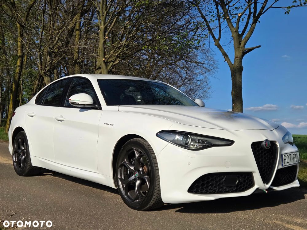 Alfa Romeo Giulia 2.2 AT8-Q4 Veloce - 15