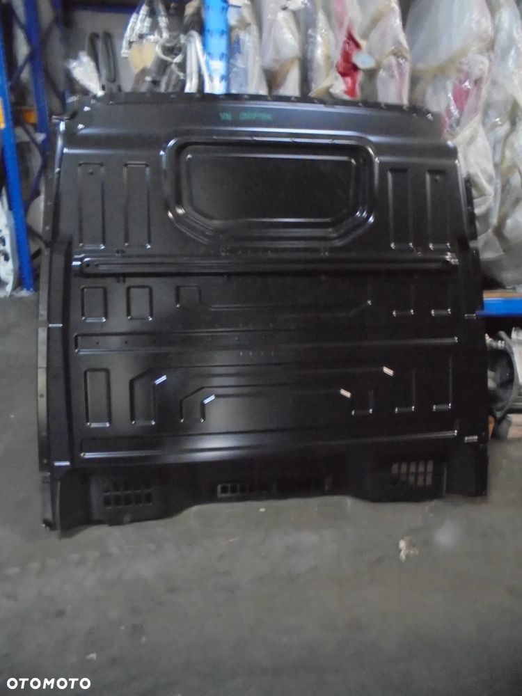 ŚCIANA GRODZIOWA VW CRAFTER BLASZAK