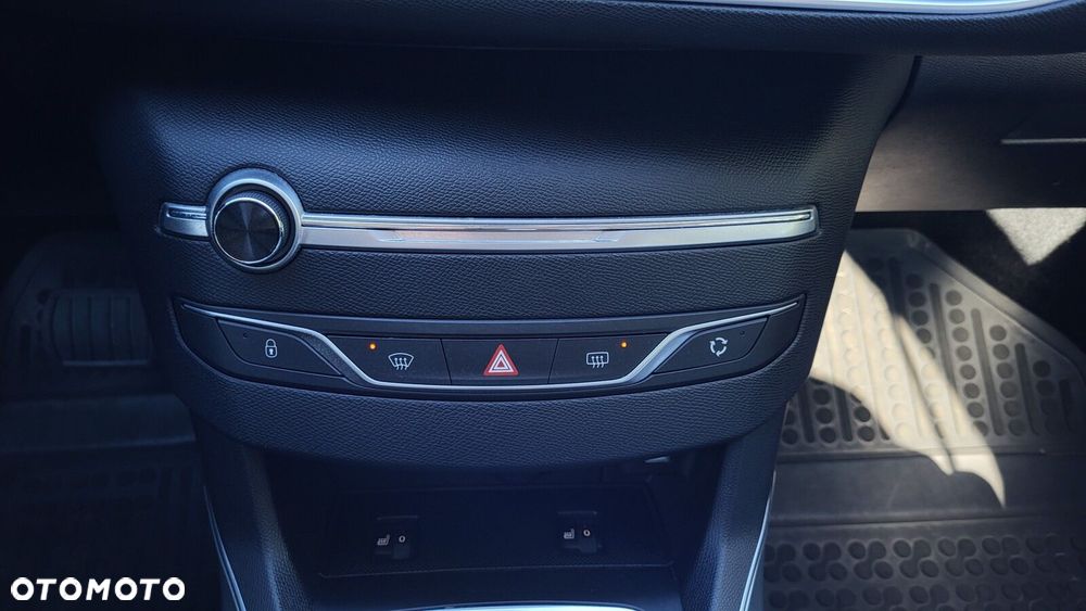 Peugeot 308 1.2 PureTech GPF Allure S&S EAT8 - 26
