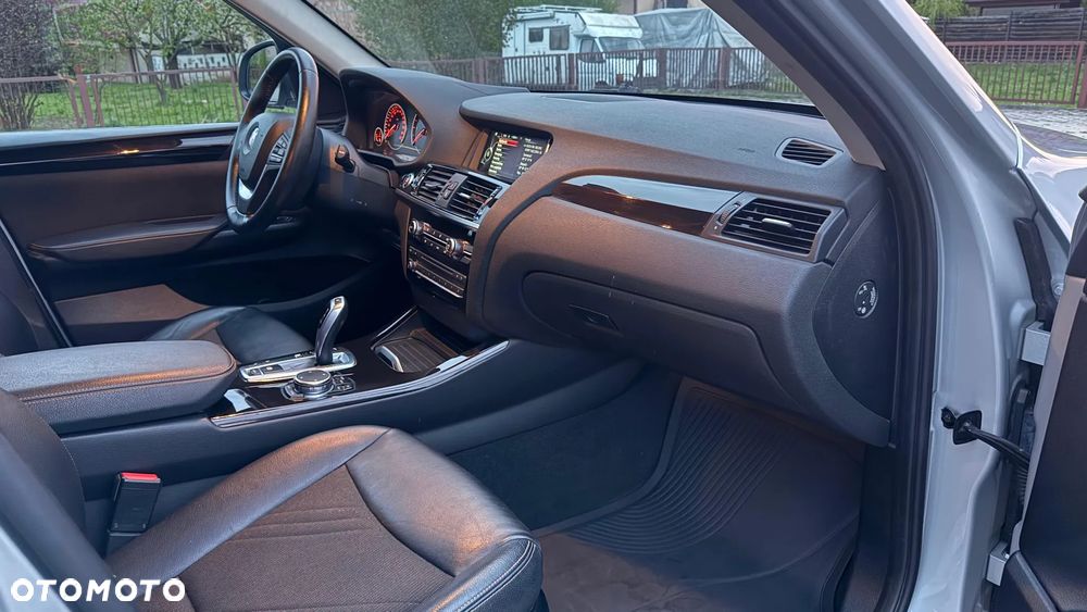 BMW X3 xDrive20d xLine - 29