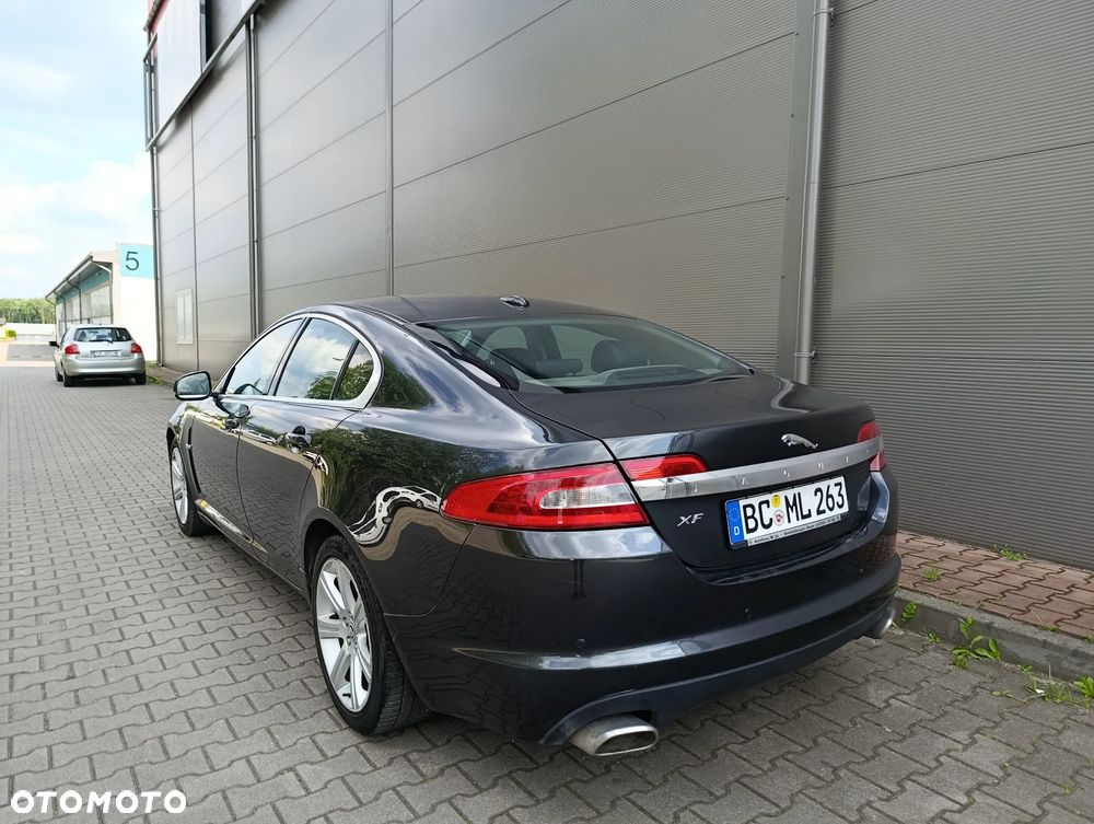 Jaguar XF 3.0 V6 S Premium Luxury - 24