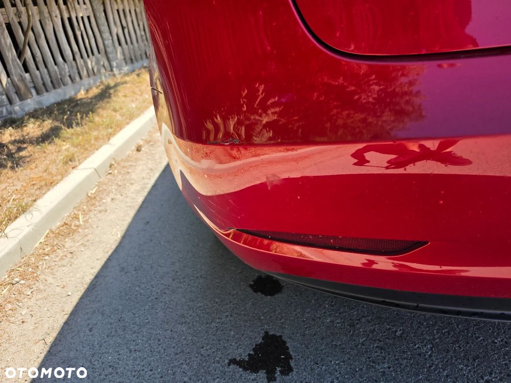 Tesla Model 3 - 13