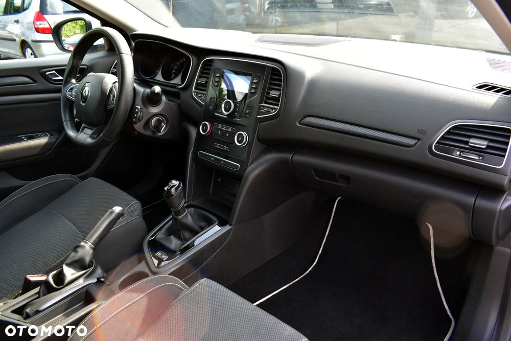 Renault Megane 1.2 Energy TCe Intens - 9