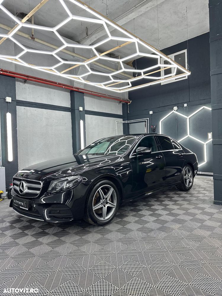 Mercedes-Benz E 220 d 4MATIC 9G-TRONIC AMG Line - 3