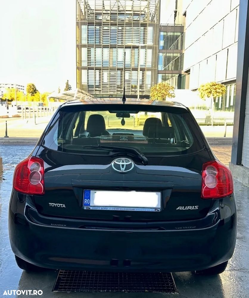 Toyota Auris - 2