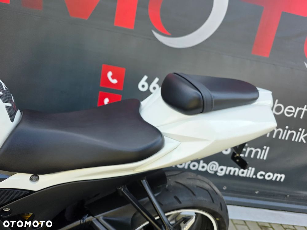Suzuki GSX-R - 8