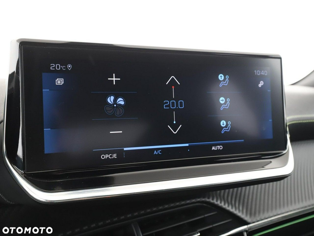 Peugeot 2008 PureTech 130 EAT8 GT - 28