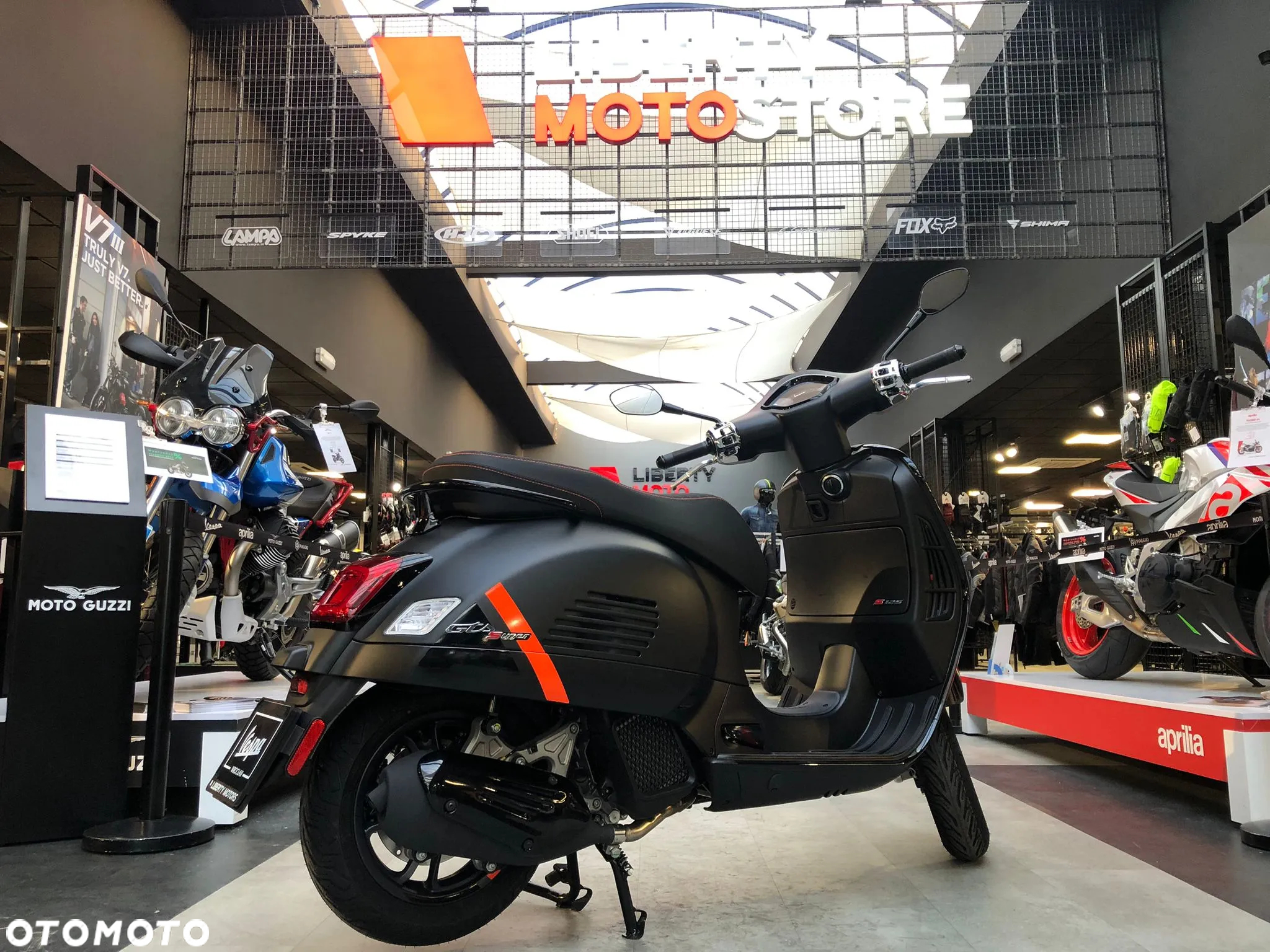 Vespa GTS - 6