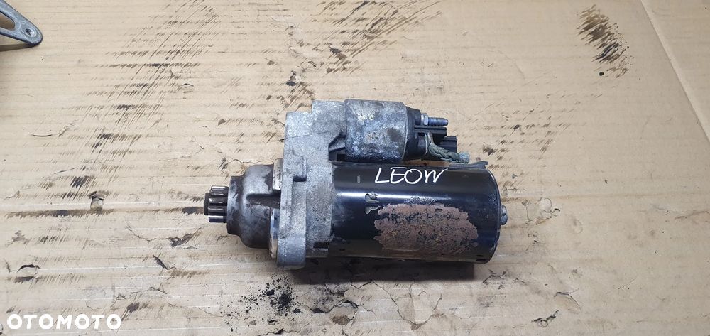 Rozrusznik starter silnika Seat Leon II 1.6 TDI - 1