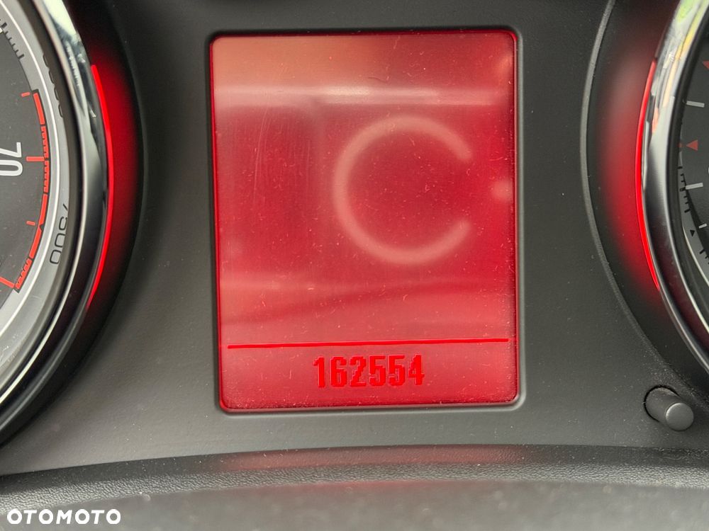 Opel Astra 1.6 Turbo Edition - 22