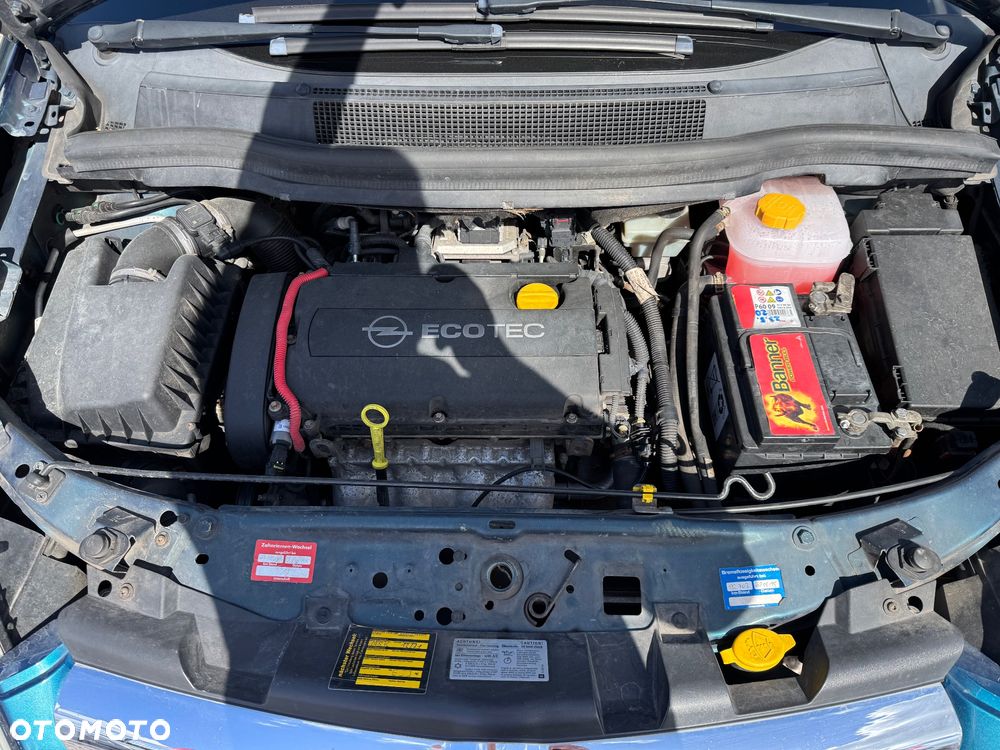 Opel Zafira - 8