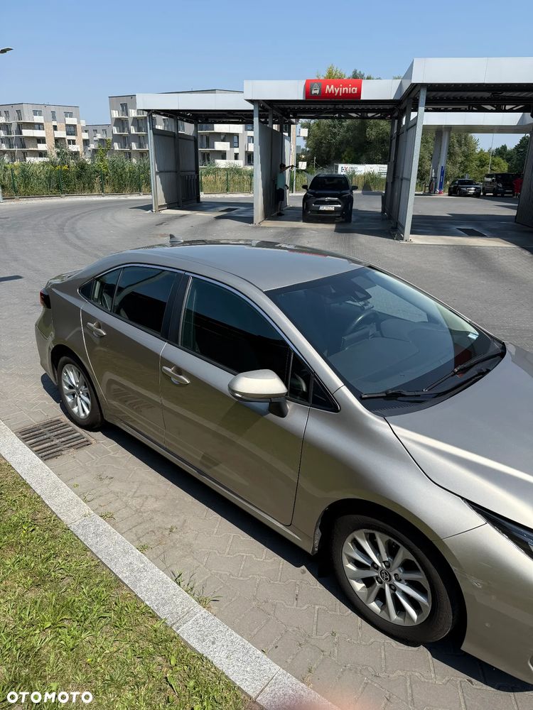 Toyota Corolla 1.8 Hybrid GPF Comfort - 8