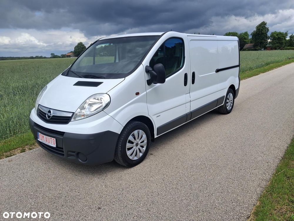 Opel Vivaro - 11