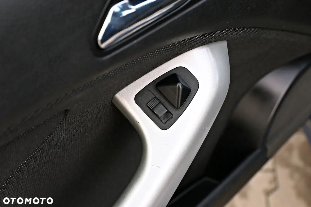 BMW Seria 3 - 36