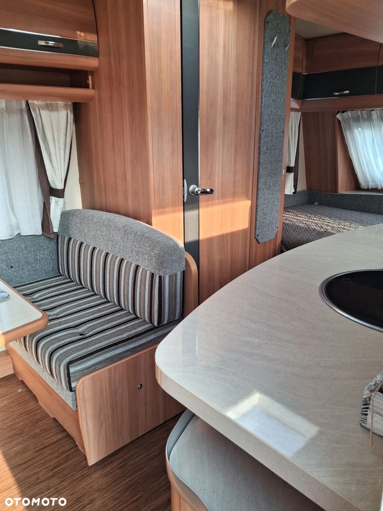 Hobby De Luxe 440 - 9