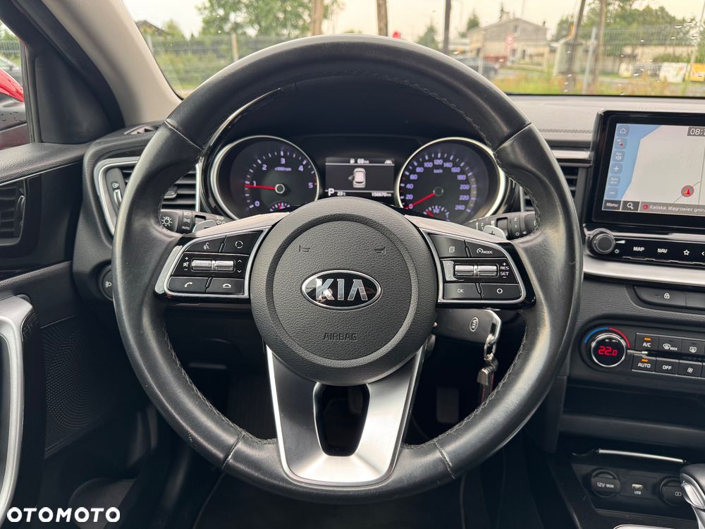 Kia XCeed - 18