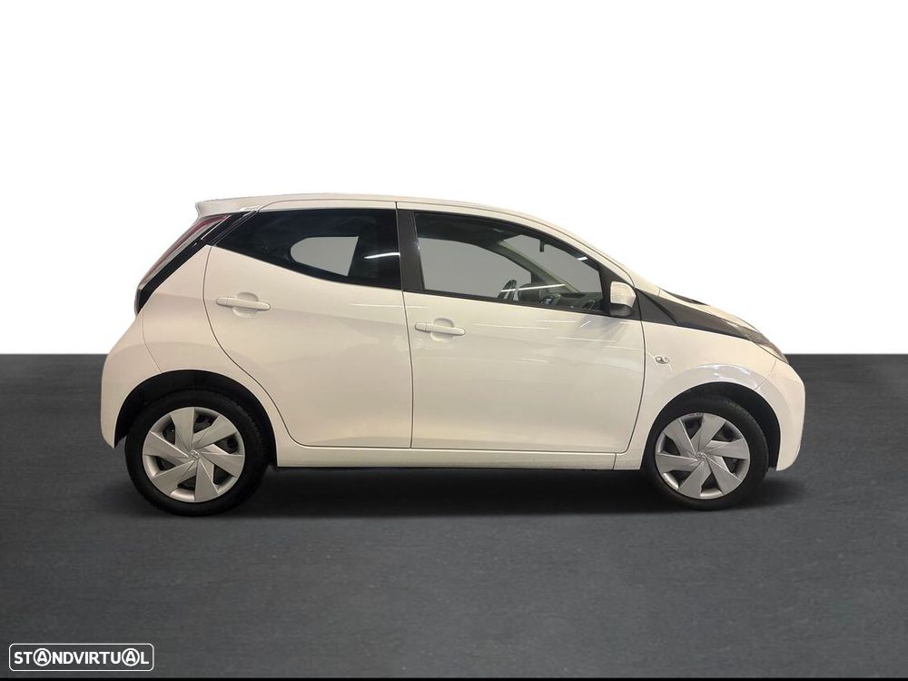 Toyota Aygo 1.0 X-Play - 15