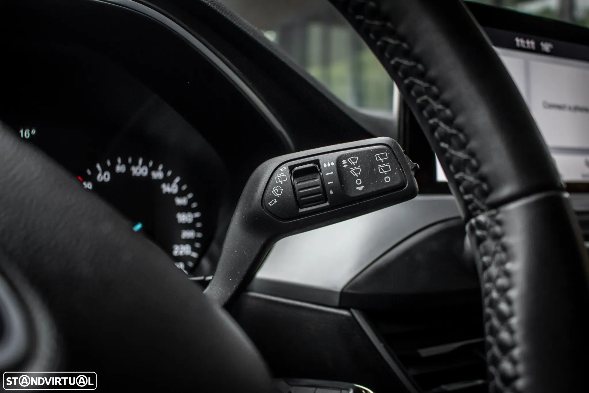 Ford Focus SW 1.0 EcoBoost Business - 17