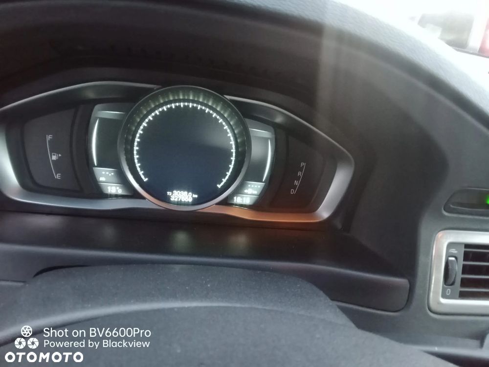 Volvo S80 2.5T Momentum - 11