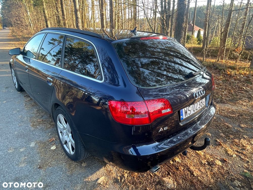 Audi A6 Avant 2.4 - 6